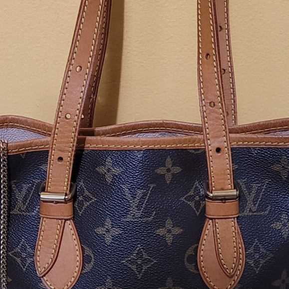 LV Bucket 23 - Picture 4 of 14